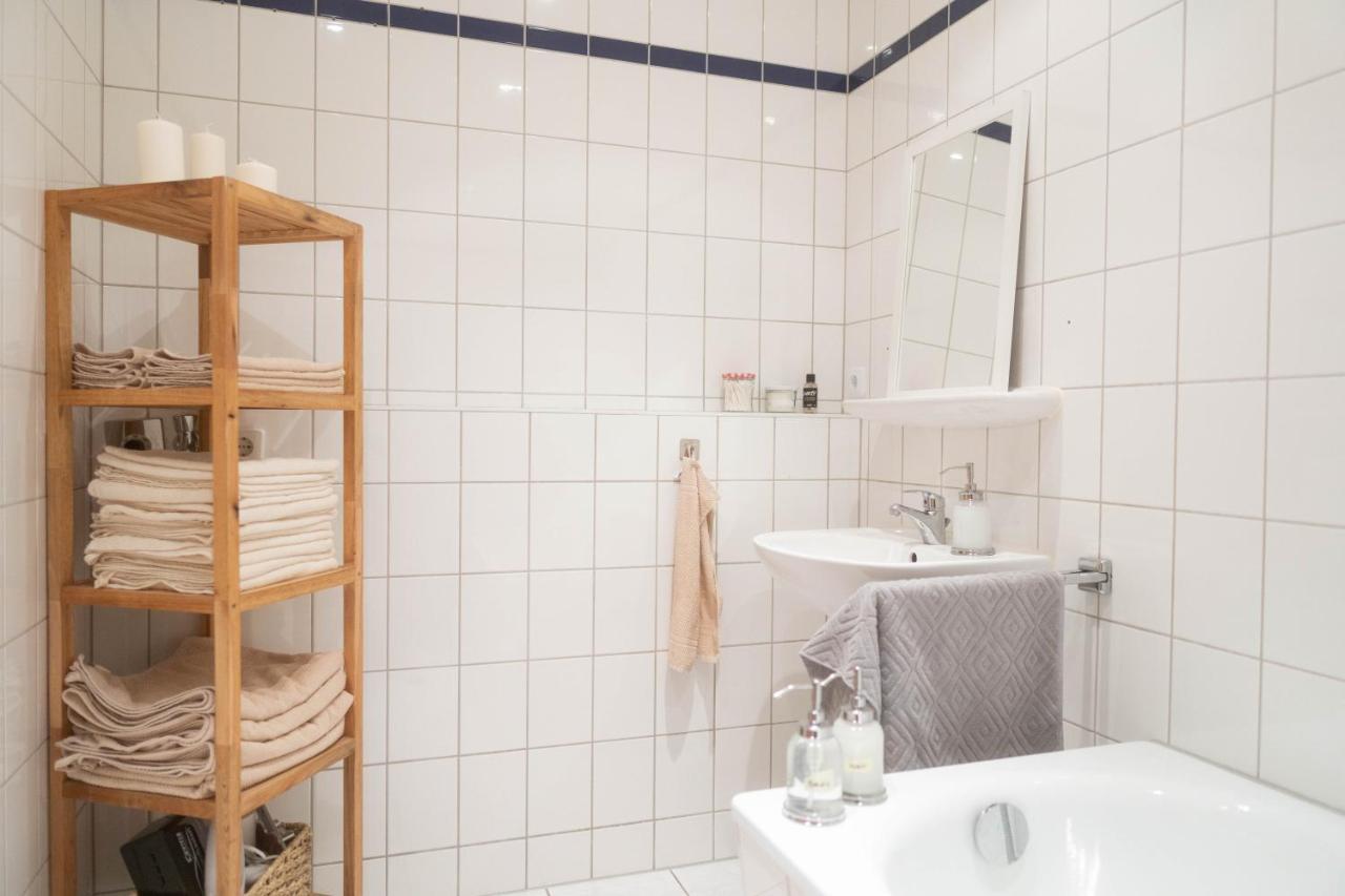 Grosse 3 Zimmer Wohnung Mit Netflix In Zentraler Lage Ерфурт Екстериор снимка